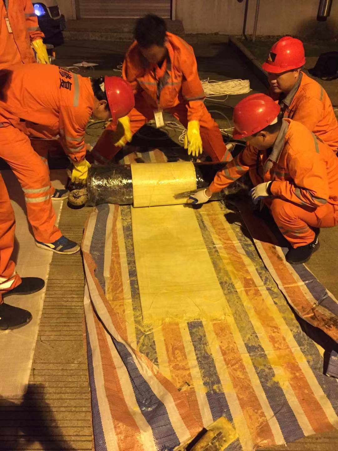 辉县CIPP局部树脂固化法